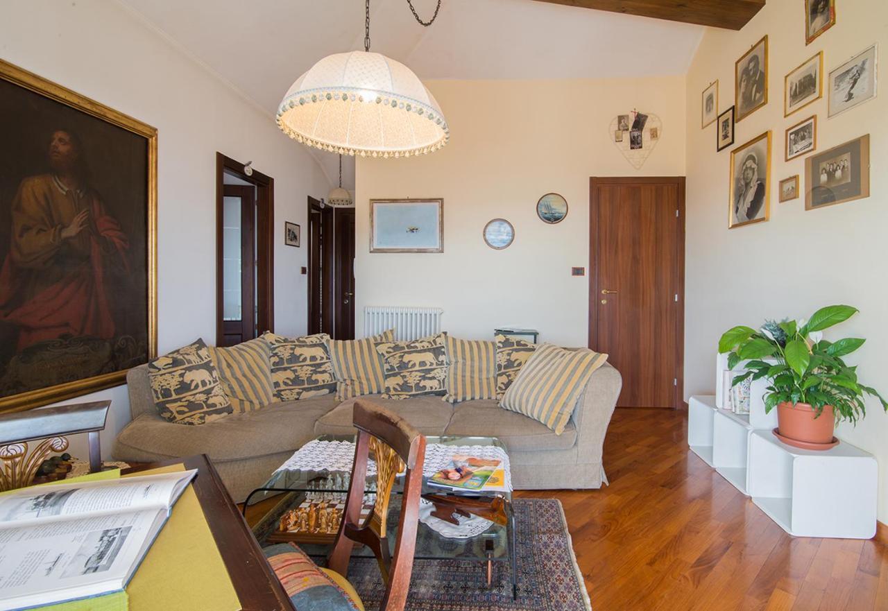 La Mansarda Delle Meraviglie B&B Superior Трієст Екстер'єр фото